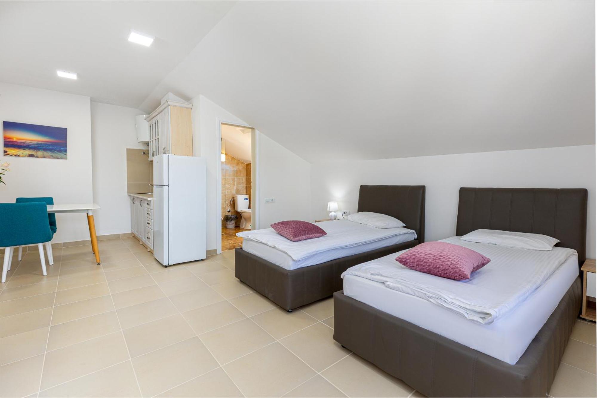 Apartments Lustica Radovici Kamer foto